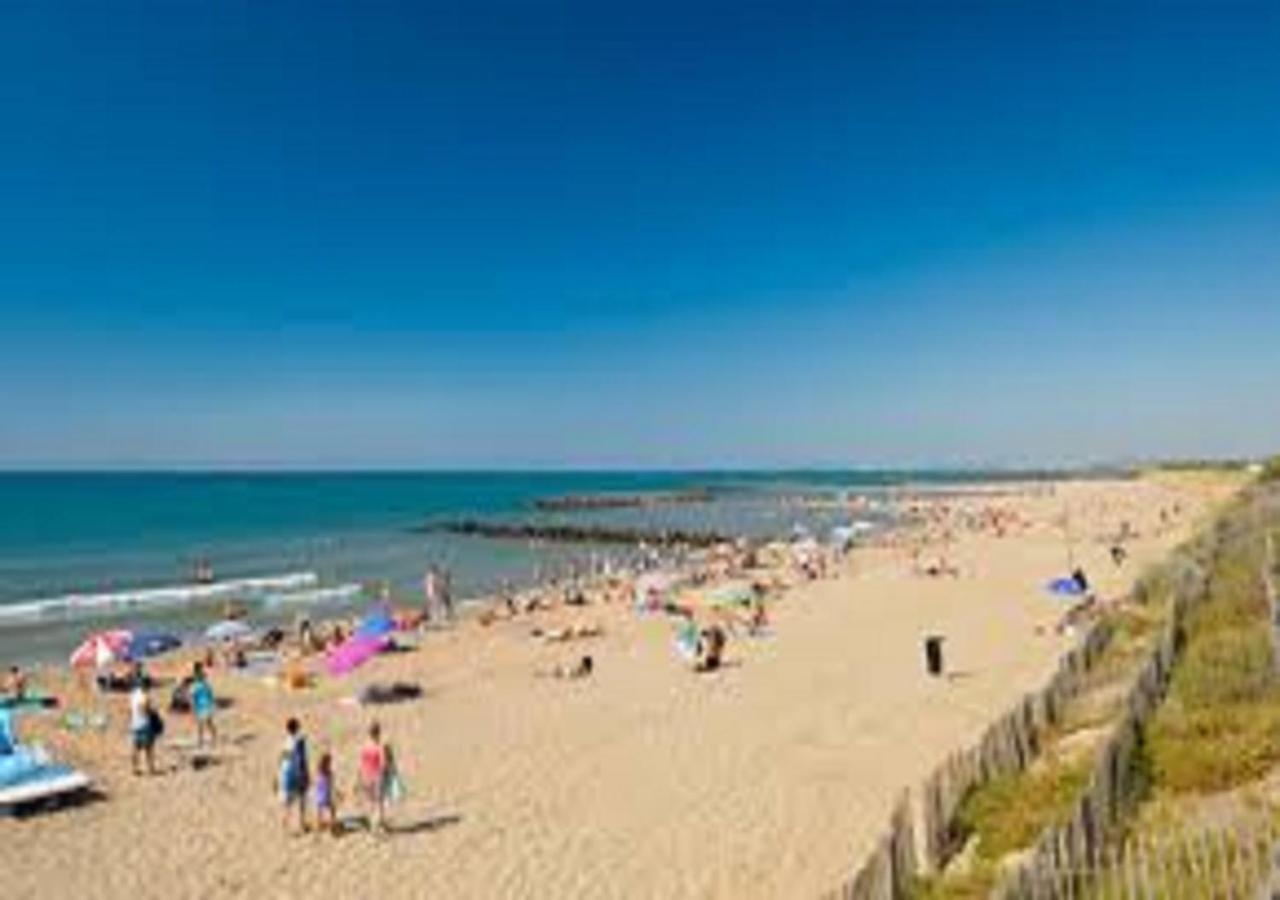 Camping La Carabasse Vias-Plage-T4 Climatise,Tout Confort, Emplacement Calme ! المظهر الخارجي الصورة
